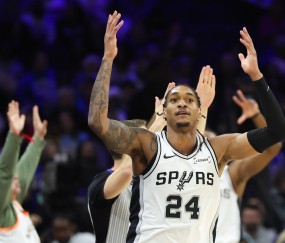 NG官方入口-23分钟+43！瓦塞尔本场比赛正负值队史第二 仅次于邓肯的+45