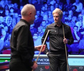 英格兰赛罗伯逊首夺桂冠 希金斯“背靠背”遭绝杀