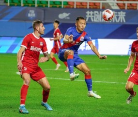 南宫体育入口-【中超】刘若钒失良机后助攻杨旭绝杀 申花1比0梅州