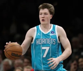 南宫体育-克尼普尔是本赛季唯一一位三分球命中数超过200个的球员